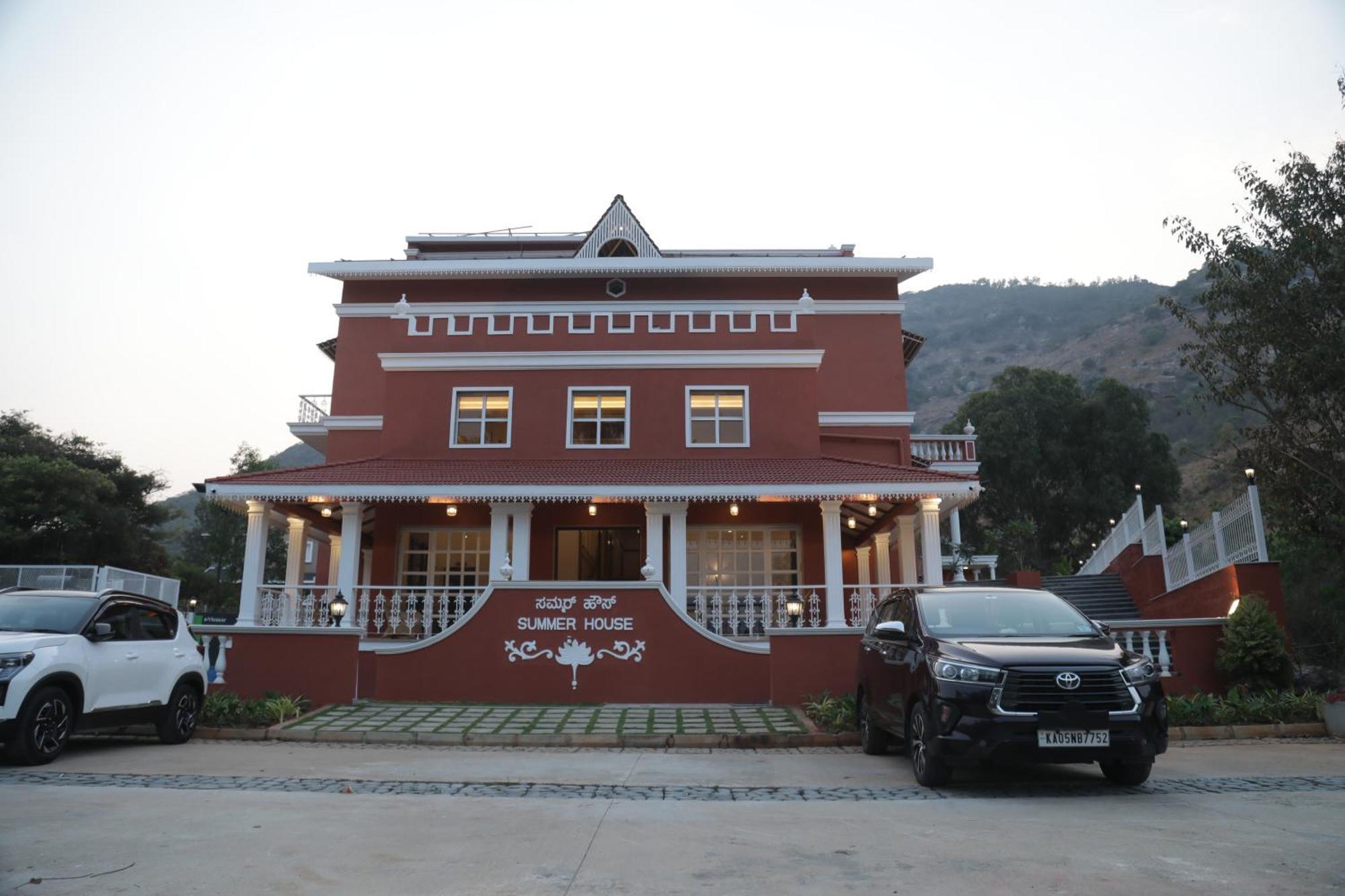 Summer House Nandi Foothills Exterior photo